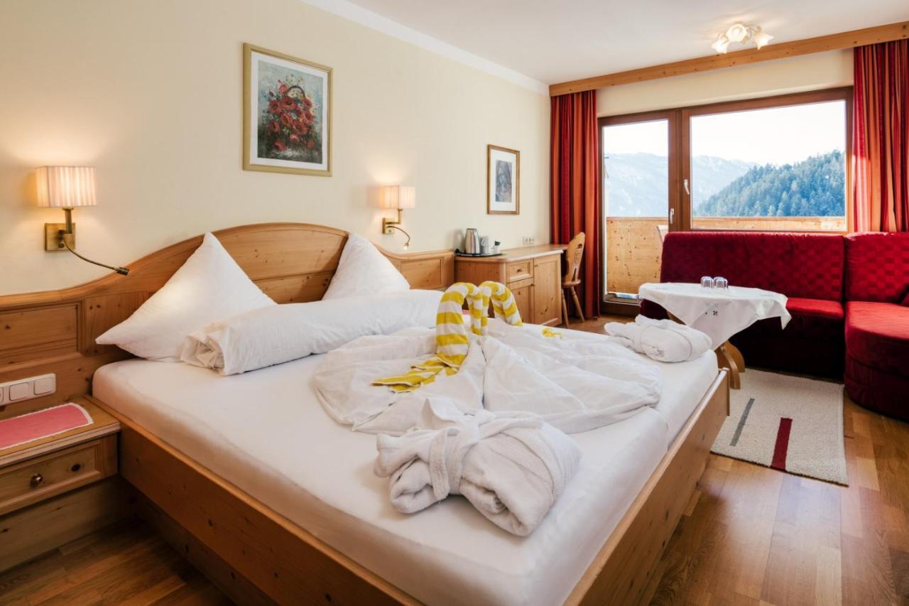 Familienhotel Adler Serfaus Cameră foto